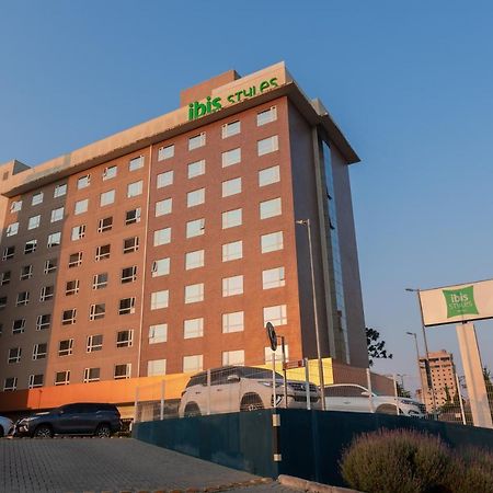 ไอบิส สไตล์ กูริติบา แอร์พอร์ต โฮเต็ล Hotel Sao Jose dos Pinhais ภายนอก รูปภาพ
