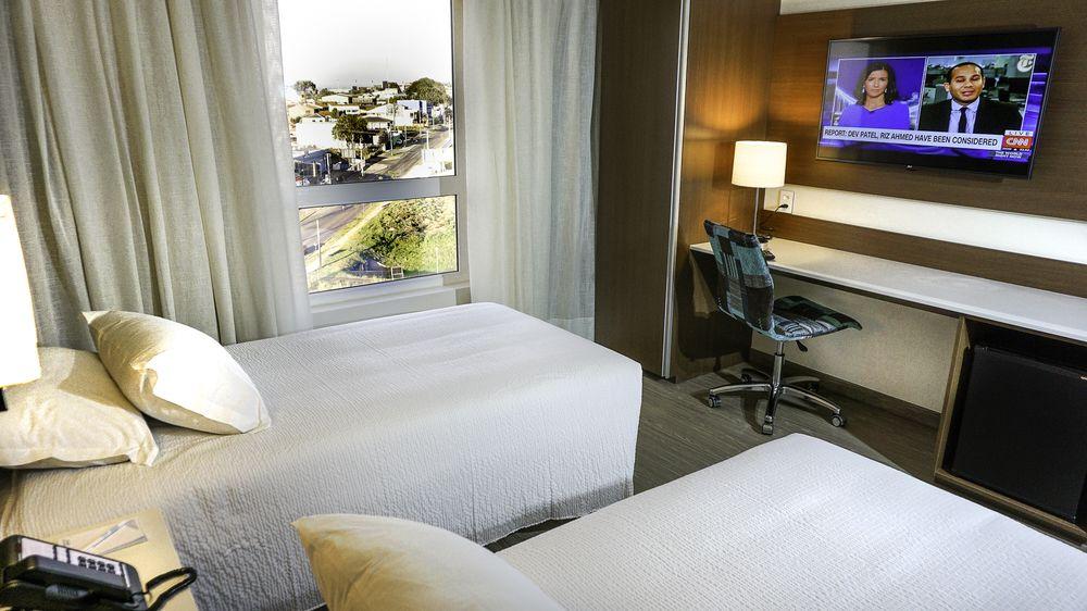 ไอบิส สไตล์ กูริติบา แอร์พอร์ต โฮเต็ล Hotel Sao Jose dos Pinhais ภายนอก รูปภาพ