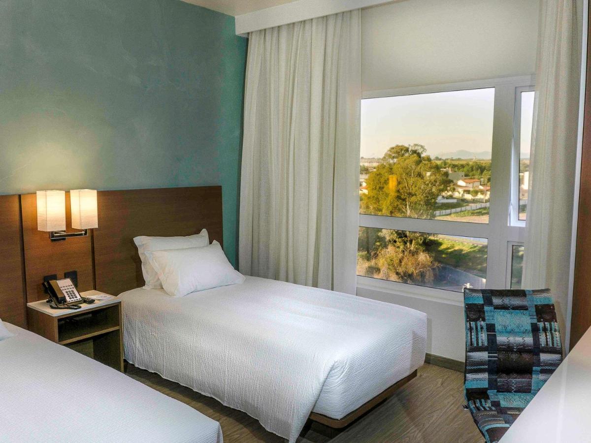 ไอบิส สไตล์ กูริติบา แอร์พอร์ต โฮเต็ล Hotel Sao Jose dos Pinhais ภายนอก รูปภาพ