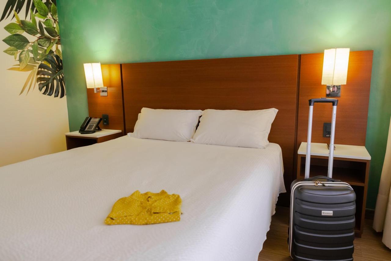 ไอบิส สไตล์ กูริติบา แอร์พอร์ต โฮเต็ล Hotel Sao Jose dos Pinhais ภายนอก รูปภาพ